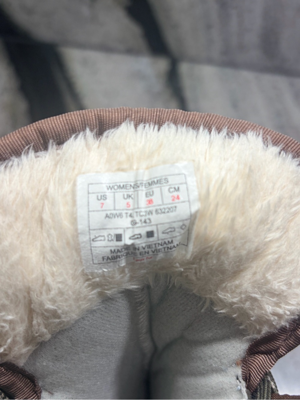 The North Face Women’s 7 Brown Leather Winter Snow Boots Faux Fur - Picture 8 of 10